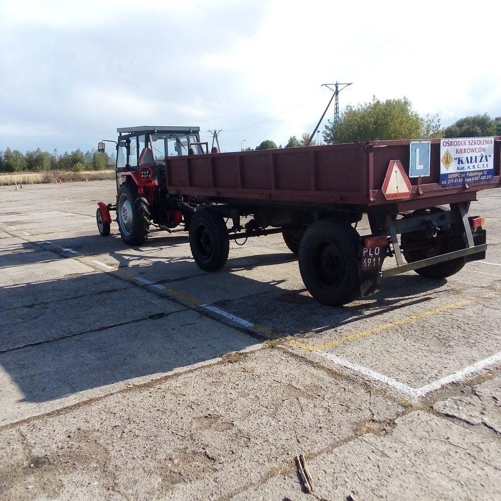 Kurs kategorii T w OSK Kałuża