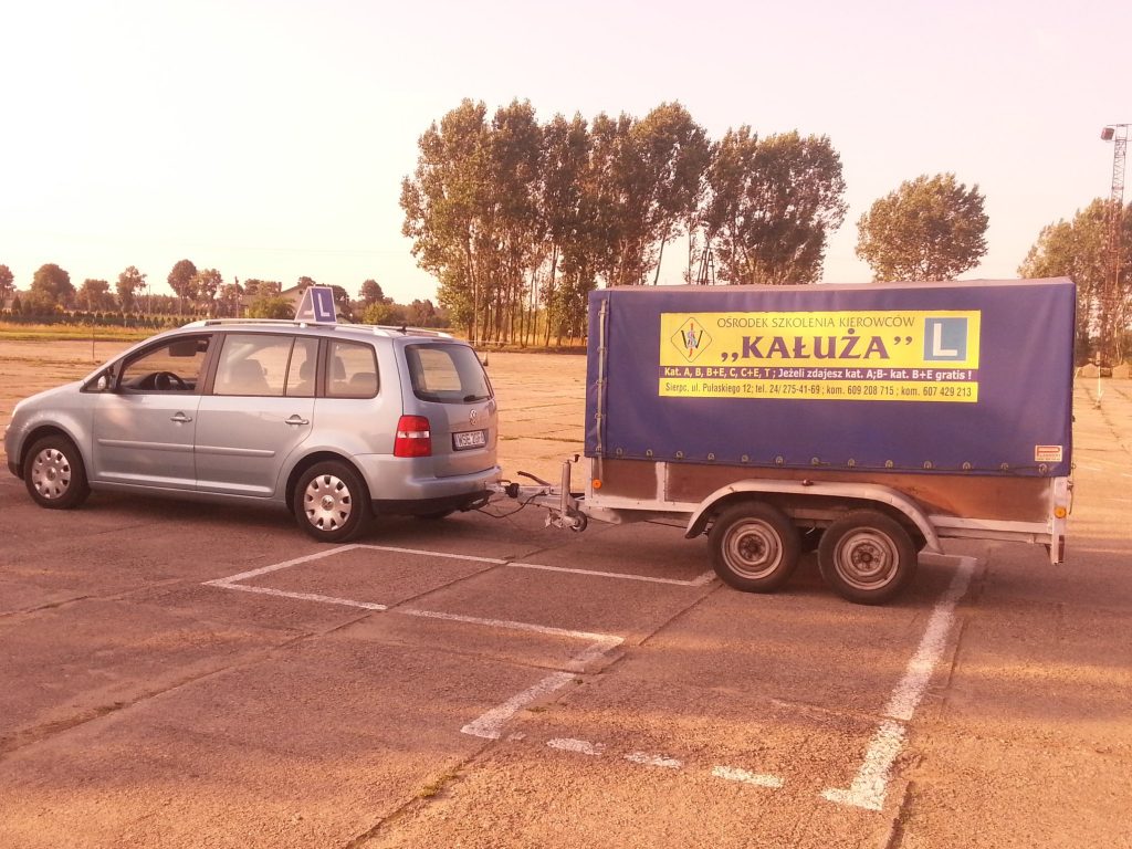  Kurs kategorii B+E, BE w OSK Kałuża